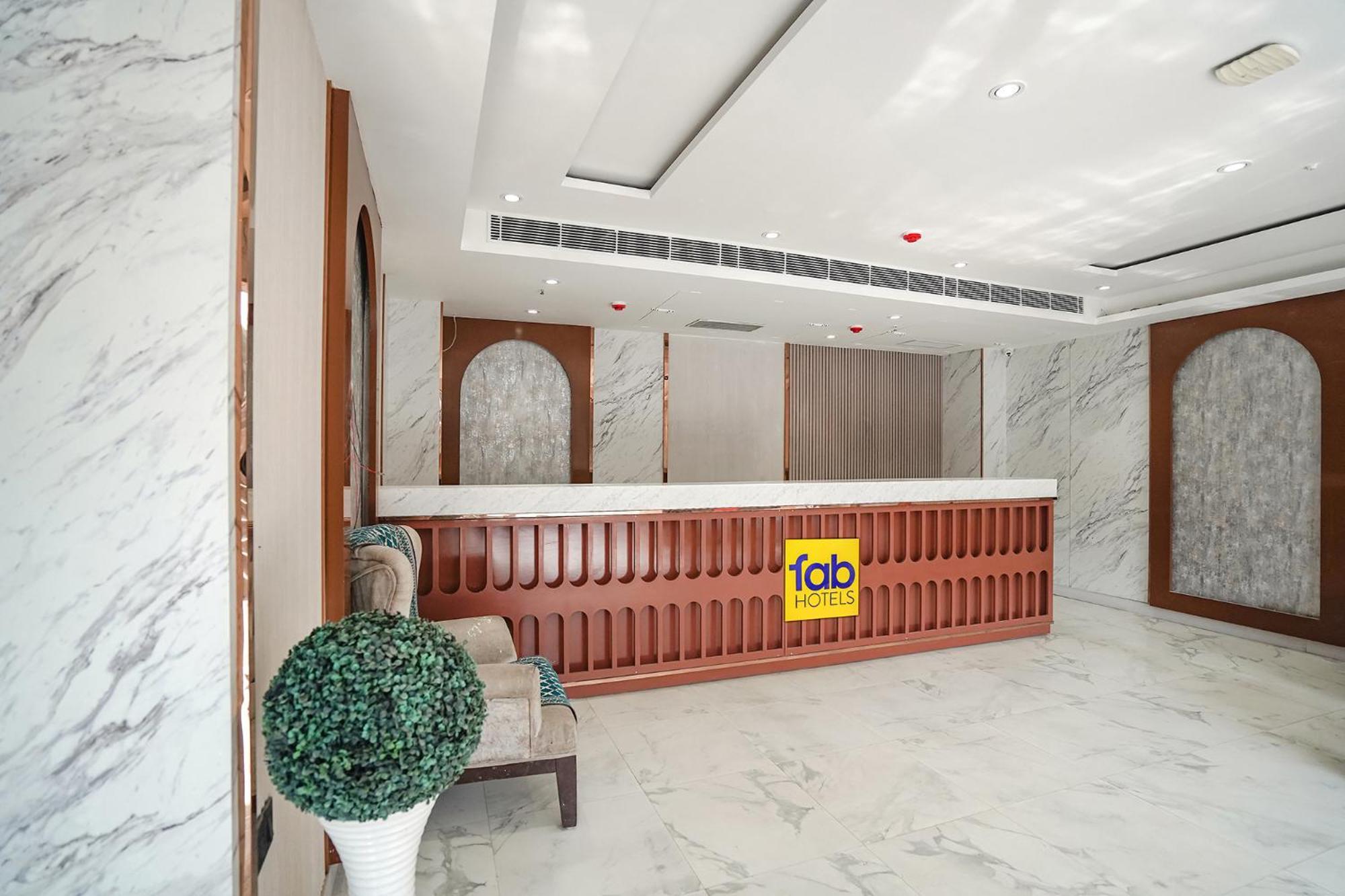 Fabhotel Prime Ip Indrapuram Ghaziabad Exteriör bild
